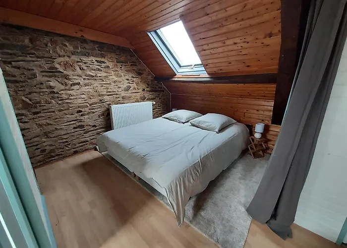 De La Janais 펜션 레뼁