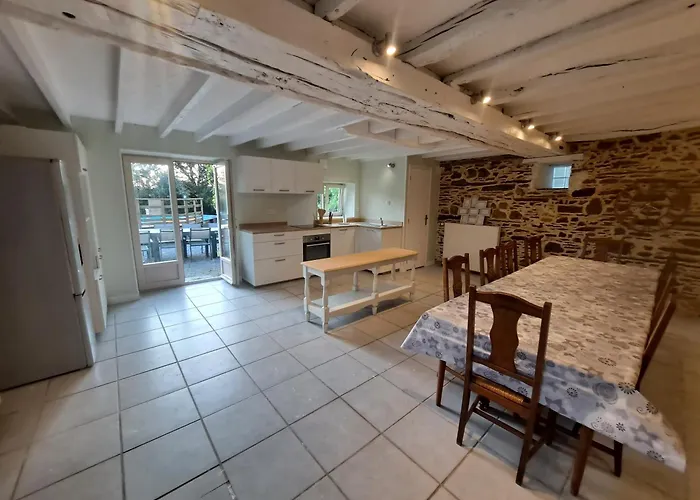 De La Janais 펜션 *